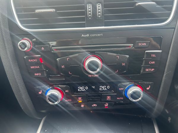 Audi A5 2013, service history 373302144