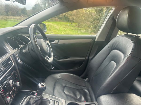 Audi A5 2013, service history 373302142