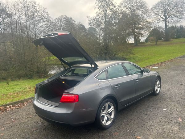Audi A5 2013, service history 373302143
