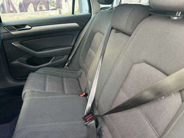 Volkswagen Passat 2015, estate , belt done 373322378