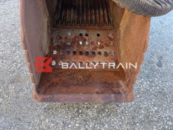 MB BF60.1 Crusher Bucket (13-20Ton) 373333616