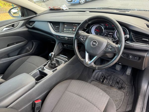Opel Insignia 2018 1.6d low mileage 373349391