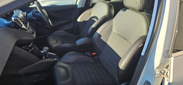 2016 Peugeot 208 GT Line 373357284