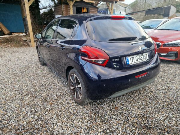 2017 Peugeot 208 Pan Sunroof| 1.2 Petrol Auto 373371475