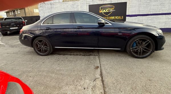 Mercedes-Benz E-Class 2017 373415788