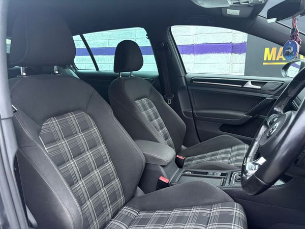 Volkswagen Golf GTD 2018 373411576