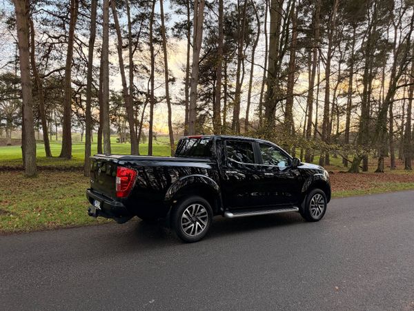 Nissan Navara 2016 Crew Cab Pick Up 373429305