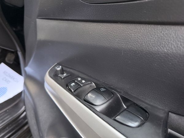 Nissan Navara 2016 Crew Cab Pick Up 373429326