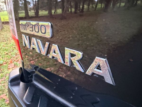 Nissan Navara 2016 Crew Cab Pick Up 373429351