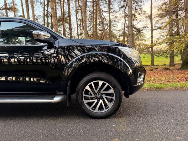 Nissan Navara 2016 Crew Cab Pick Up 373429374