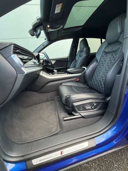 232 Audi Q8 60 TFSI e Competition 373433962