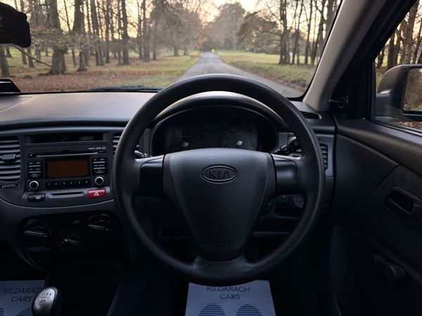 Kia Rio 2009 1.4 Hatchback Low Mileage 373484058