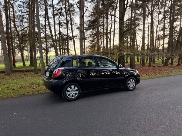 Kia Rio 2009 1.4 Hatchback Low Mileage 373484053