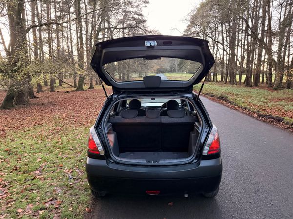 Kia Rio 2009 1.4 Hatchback Low Mileage 373484067