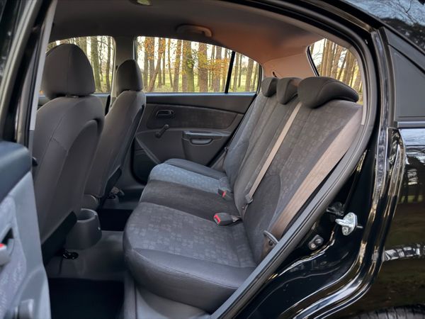 Kia Rio 2009 1.4 Hatchback Low Mileage 373484069