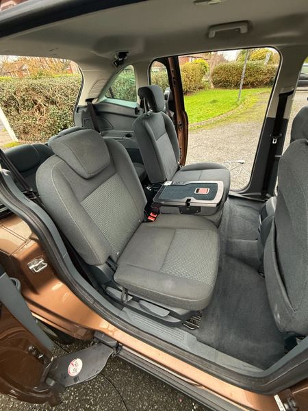 Stunning Ford C-Max 7 Seater.  2-year Warranty. 373487814