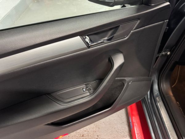 Skoda Superb 2016   1.6 TDI ! 373488407