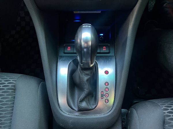 Volkswagen Golf 1.2 TSI Auto 373489706