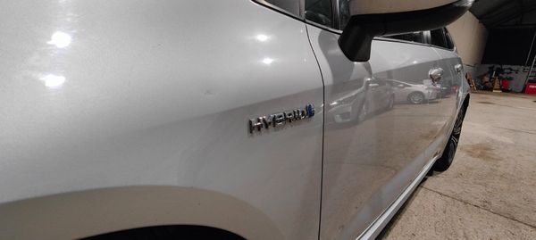 201 - Toyota Corolla 1.8 Petrol Hybrid NCT 2028 373491718