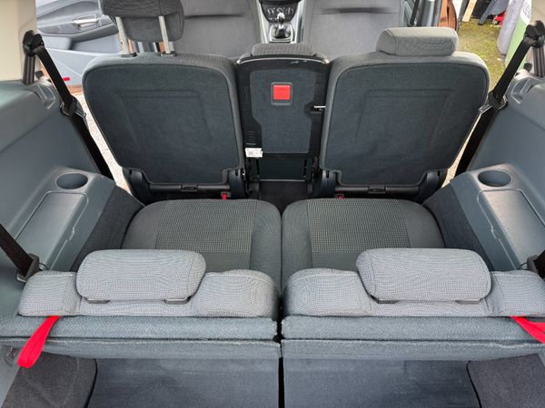 Ford Grand C-Max. 7 Seater.  2-year Warranty. 373492266