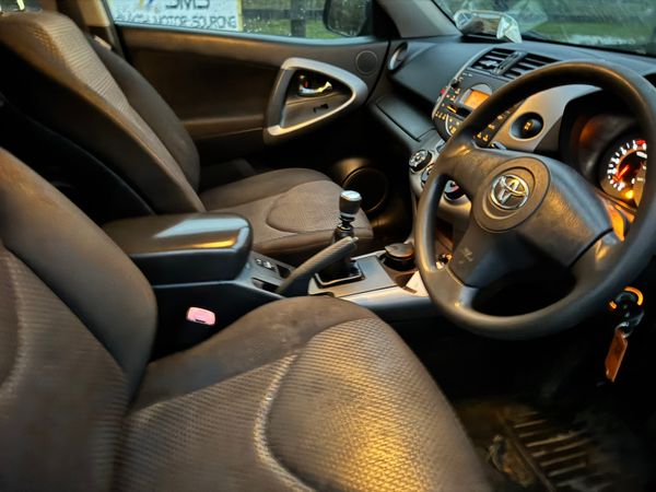 Toyota RAV 4 4WD Cheap run around****** 373510117