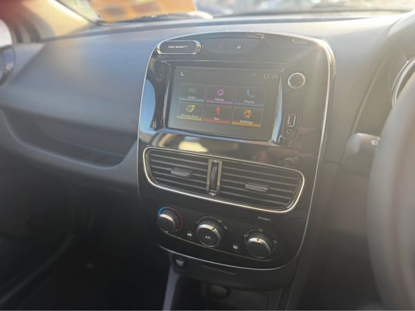 Renault Clio IV DYNAMIQUE NAV TCE 90 M 4DR 373513416
