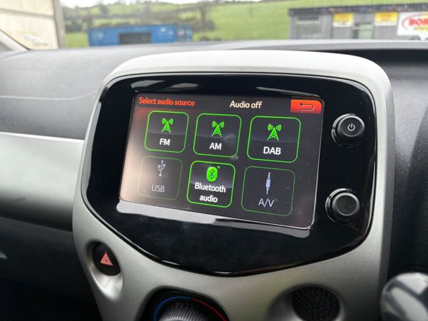 Peugeot 108 2016 1.0L petrol 373556141