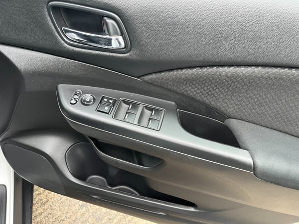 Honda CR-V 2016, 1.6 DIESEL HIGH SPEC NEW NCT 373563352