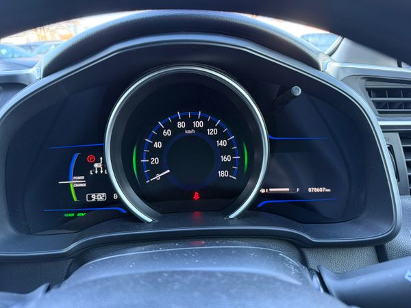 2015 Honda Jazz/Fit 1.5 Petrol Hybrid ,Automatic 373574501