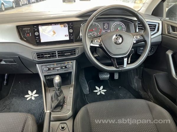 VW POLO 2018** LOW MILAGE** 373577114