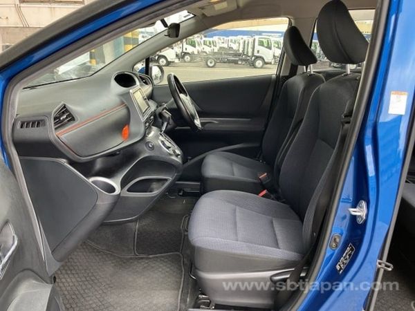 TOYOTA SIENTA ** 2016 ** 6 SETAER 373579333