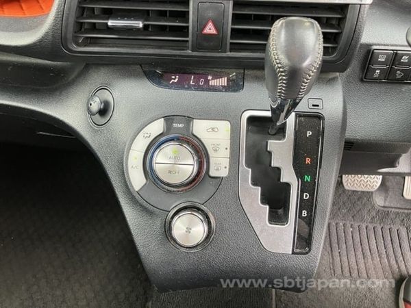 TOYOTA SIENTA ** 2016 ** 6 SETAER 373579367