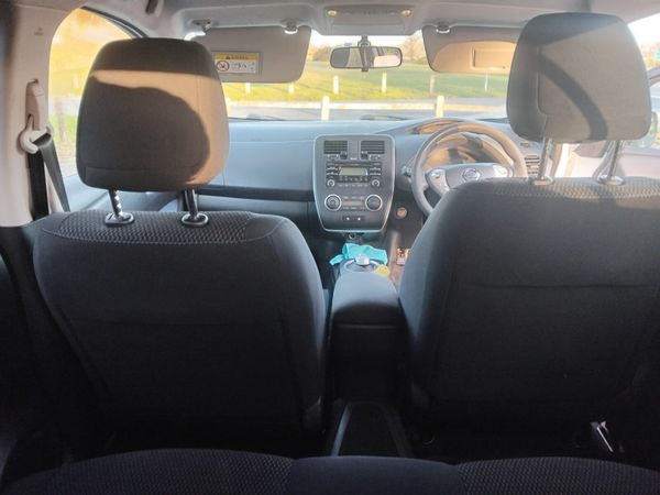 Nissan Leaf 2014 373589566