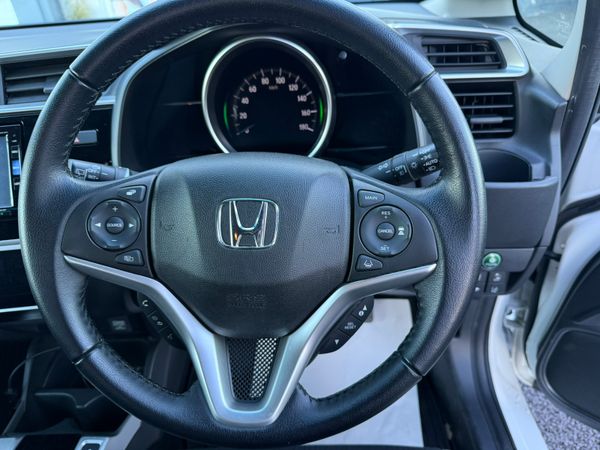 2019 Honda FIT 1.5 Hybrid automatic,Leather Specs 373581009