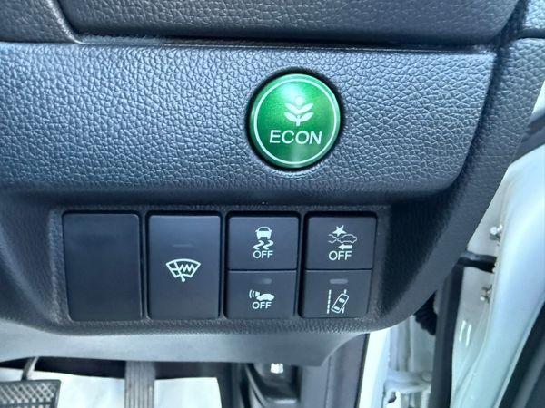 2019 Honda FIT 1.5 Hybrid automatic,Leather Specs 373581016