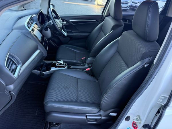 2019 Honda FIT 1.5 Hybrid automatic,Leather Specs 373581019