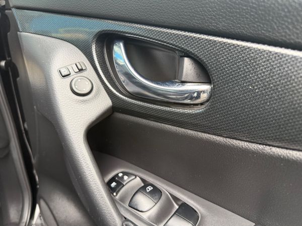 2016 Nissan X- Trail 2.0 Auto/Hybrid /Leather Spec 373596979