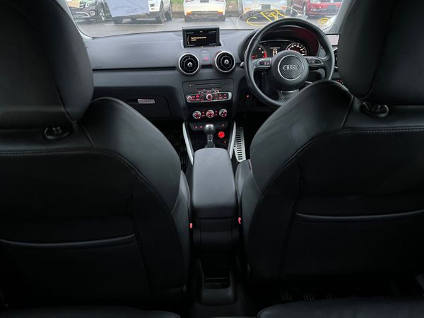 AUDI A1 ONLY 15K NCT 11/26 FULL LEATHER 373592000