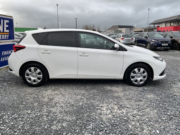 2019 TOYOTA AURIS 1.4 D4D TWO OWNER 373592255