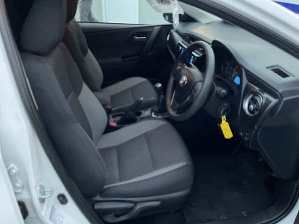 2019 TOYOTA AURIS 1.4 D4D TWO OWNER 373592260