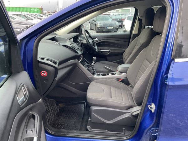 2015 FORD KUGA 2.0 TDCI 4WD 4 SEATER LOW KMS 373593076