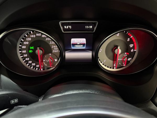 Mercedes-Benz CLA 180 D AMG LINE - Manual 373602886