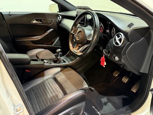 Mercedes-Benz CLA 180 D AMG LINE - Manual 373602897