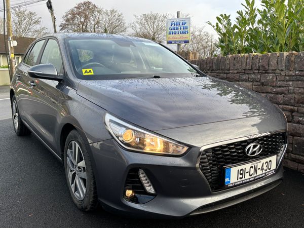 Hyundai i30 1.6 CRDI Deluxe low kms as new 373619676