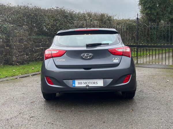 Hyundai i30 1.6 Diesel Deluxe 373624030