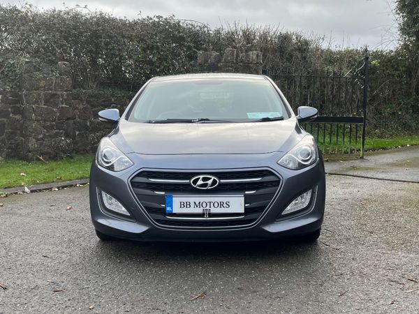 Hyundai i30 1.6 Diesel Deluxe 373624031