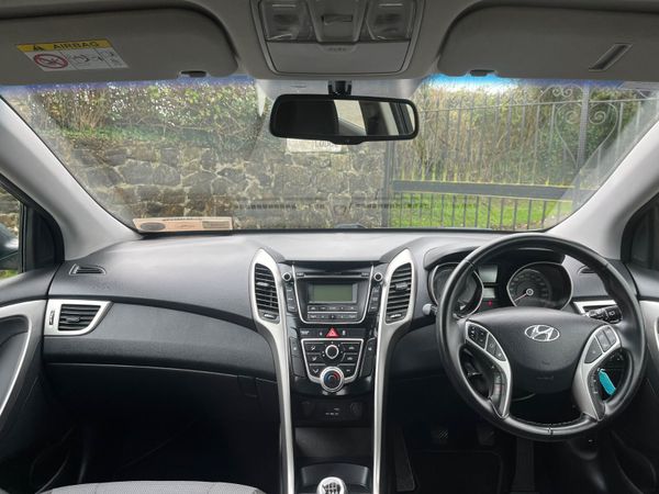 Hyundai i30 1.6 Diesel Deluxe 373624058