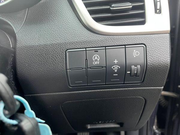 Hyundai i30 1.6 Diesel Deluxe 373624063