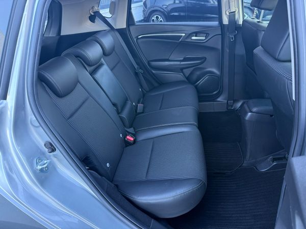 2017 Honda FIT 1.5 Hybrid automatic,Leather Specs 373634808