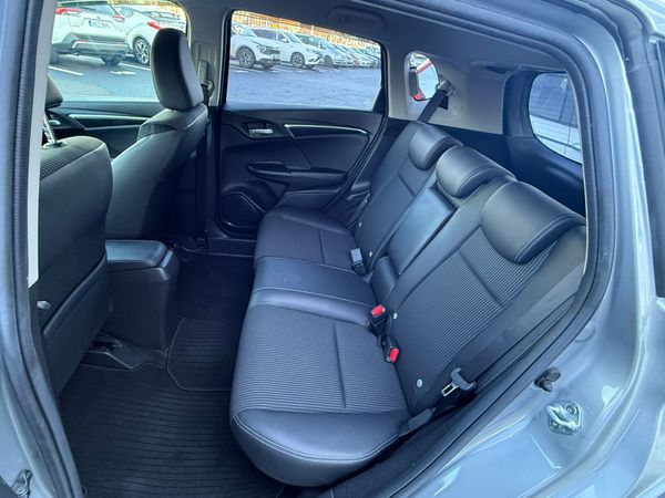 2017 Honda JAZZ/FIT 1.5 Hybrid auto, Top Specs 373635551